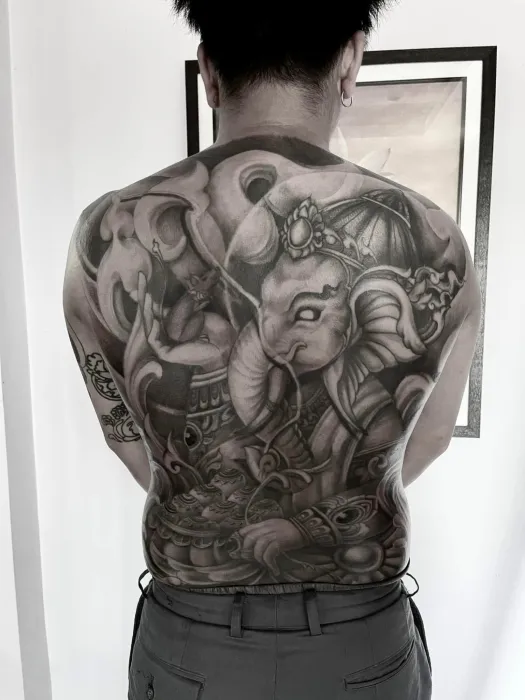 เต็มหลังลายพระพิฆเนศ