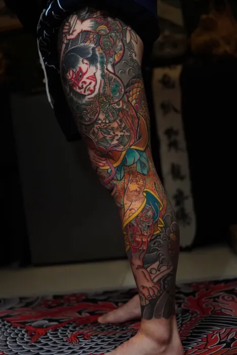 ลายญี่ปุ่นเต็มขา